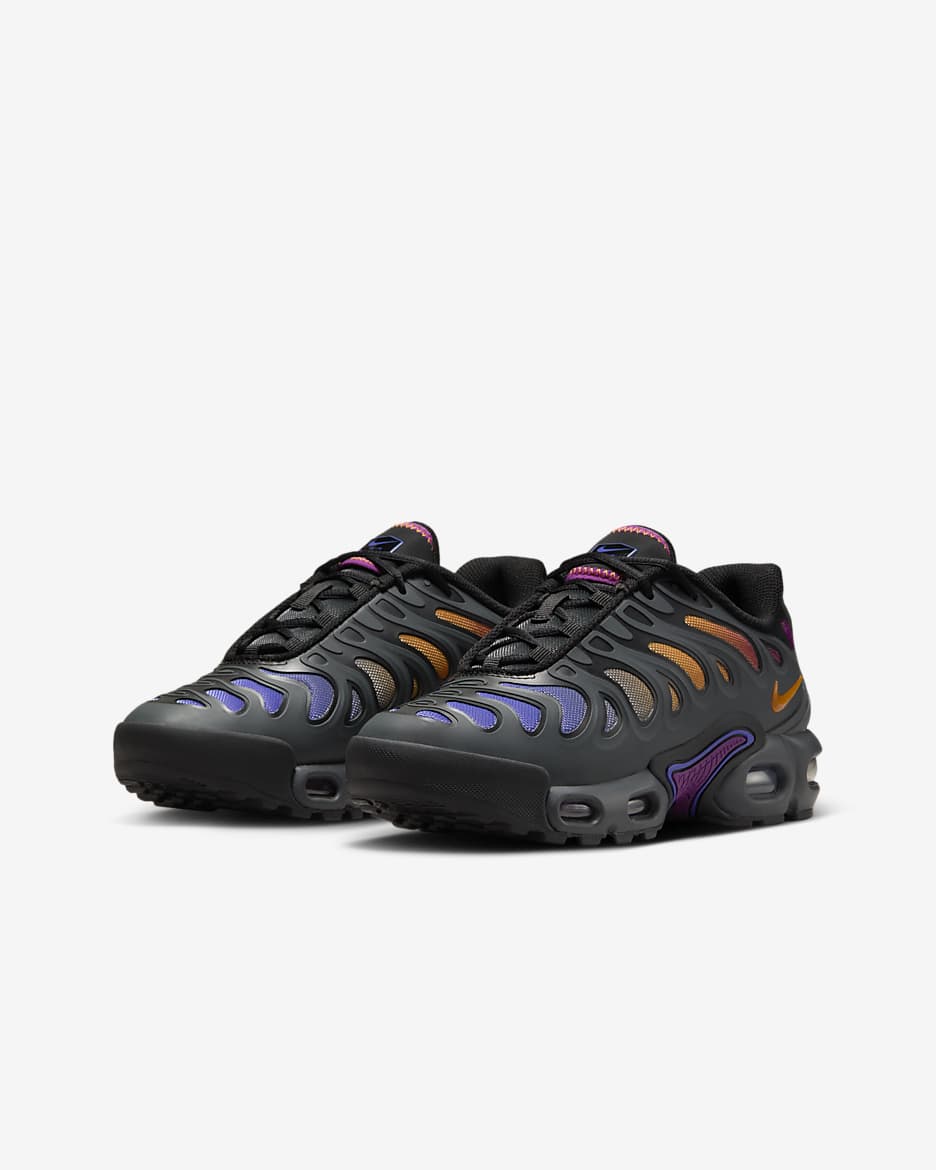 Nike air max plus black kids online